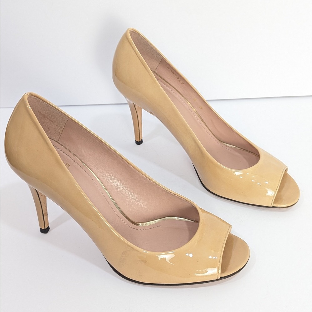 Stuart Weitzman Baton Leather Peep‎ Toe Pumps Sz 9 Adobe Nude Heel Formal Career